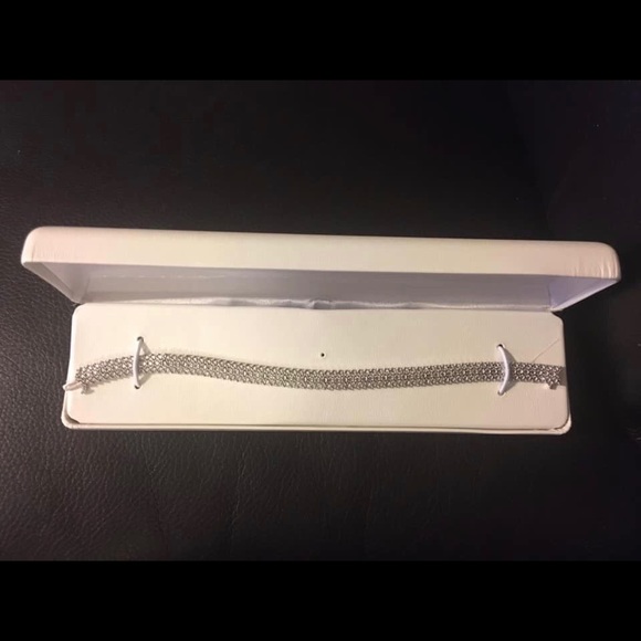 Jewelry - 1 carat TW diamond bracelet set in Sterling silver